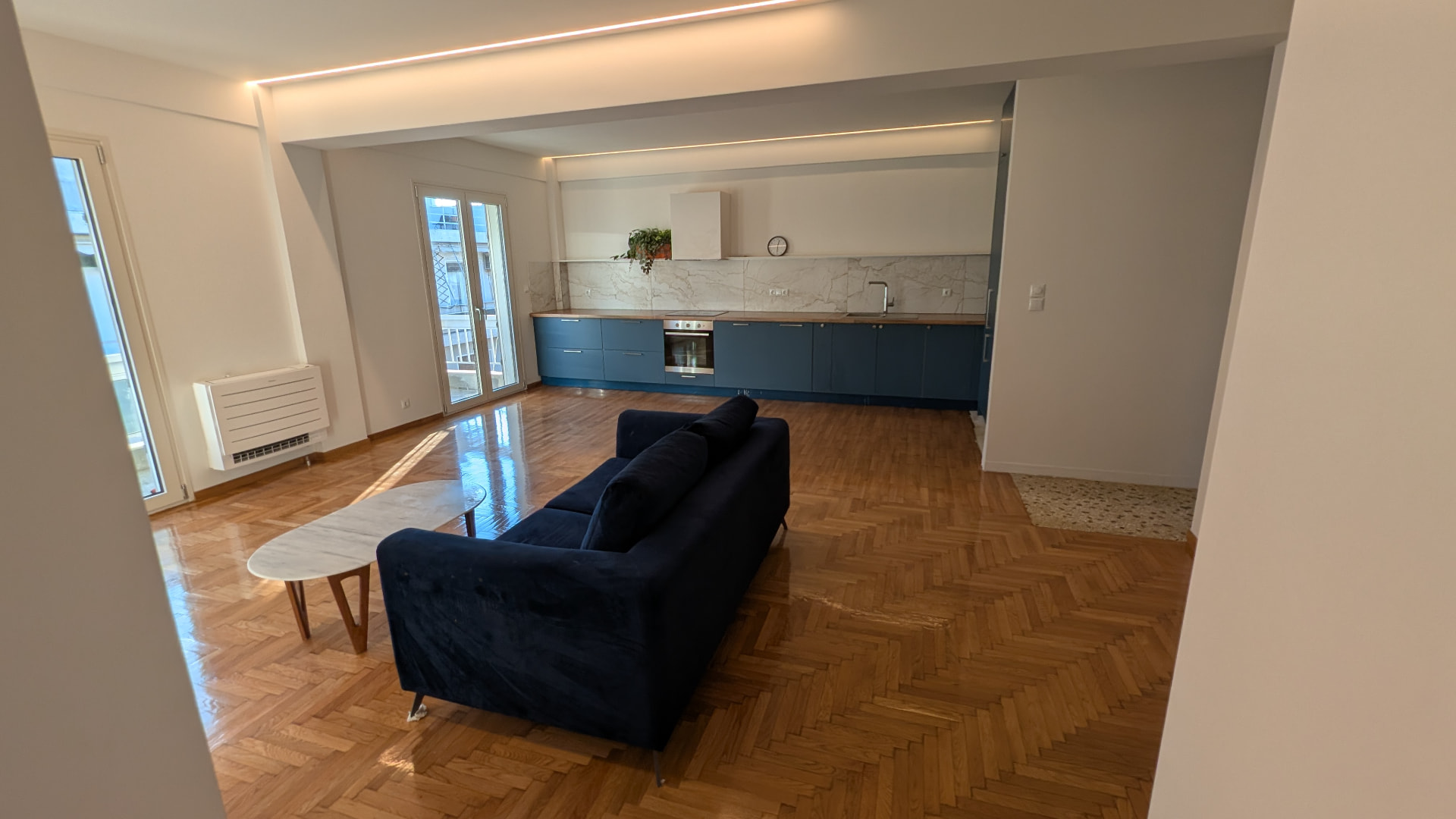 Kypseli apartment living room